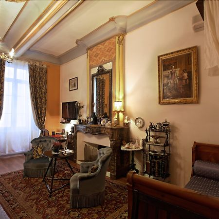 Hotel Renaissance Castres  Kültér fotó