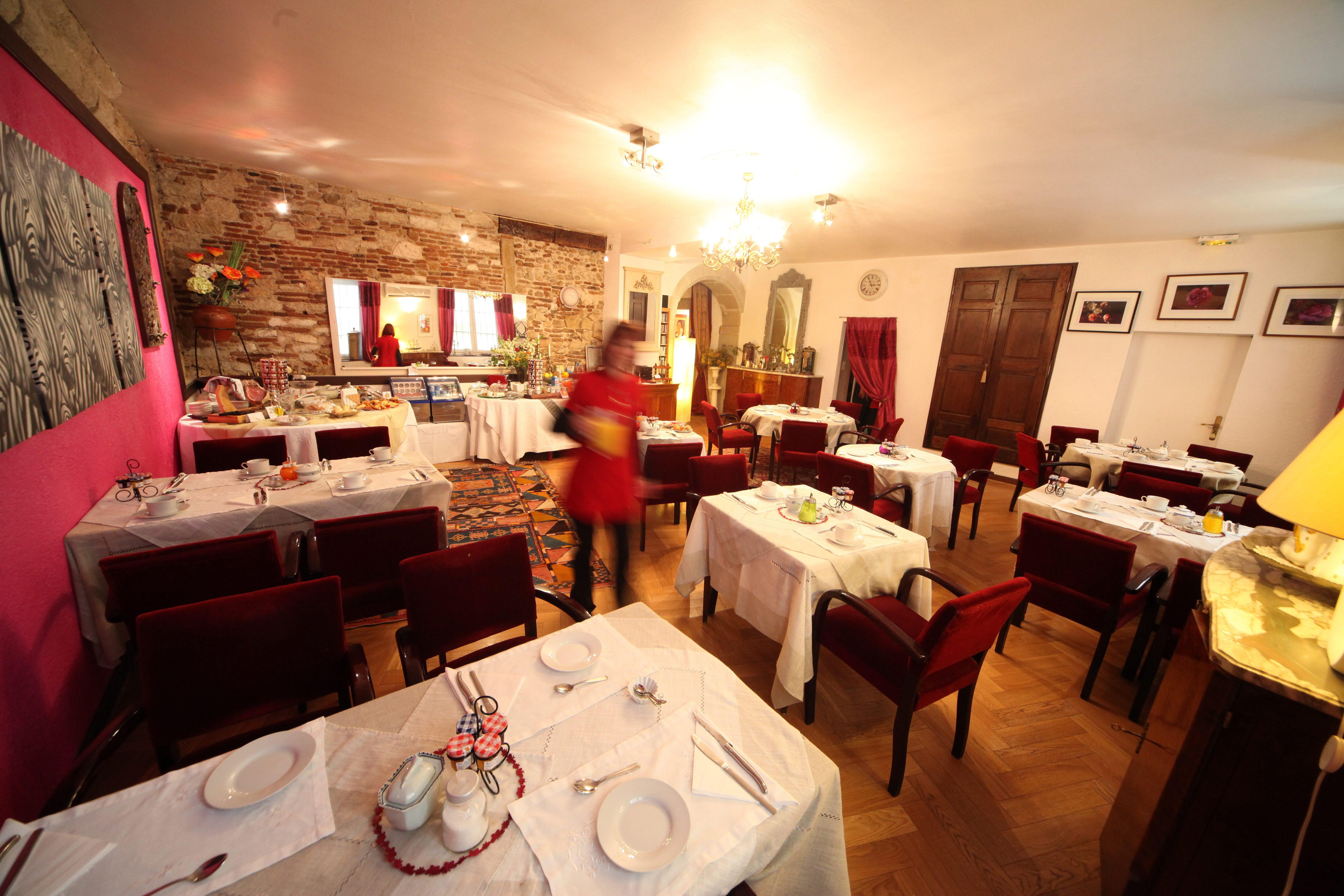 Hotel Renaissance Castres  Kültér fotó